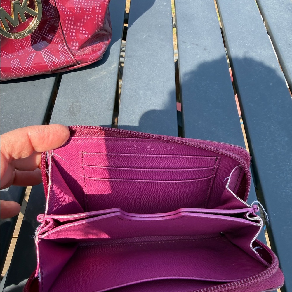 Michael Kors Magenta Patent Logo Tote with Matching Wristlet - Picture 3 of 7